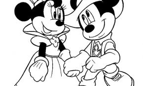Coloriage Disney Mickey Et Minnie Nice Coloriage Mickey Et Les 3 Mousquetaires Jecolorie