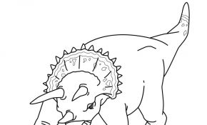 Coloriage Triceratops Élégant Coloriages Tricératops à L Attaque Fr Hellokids